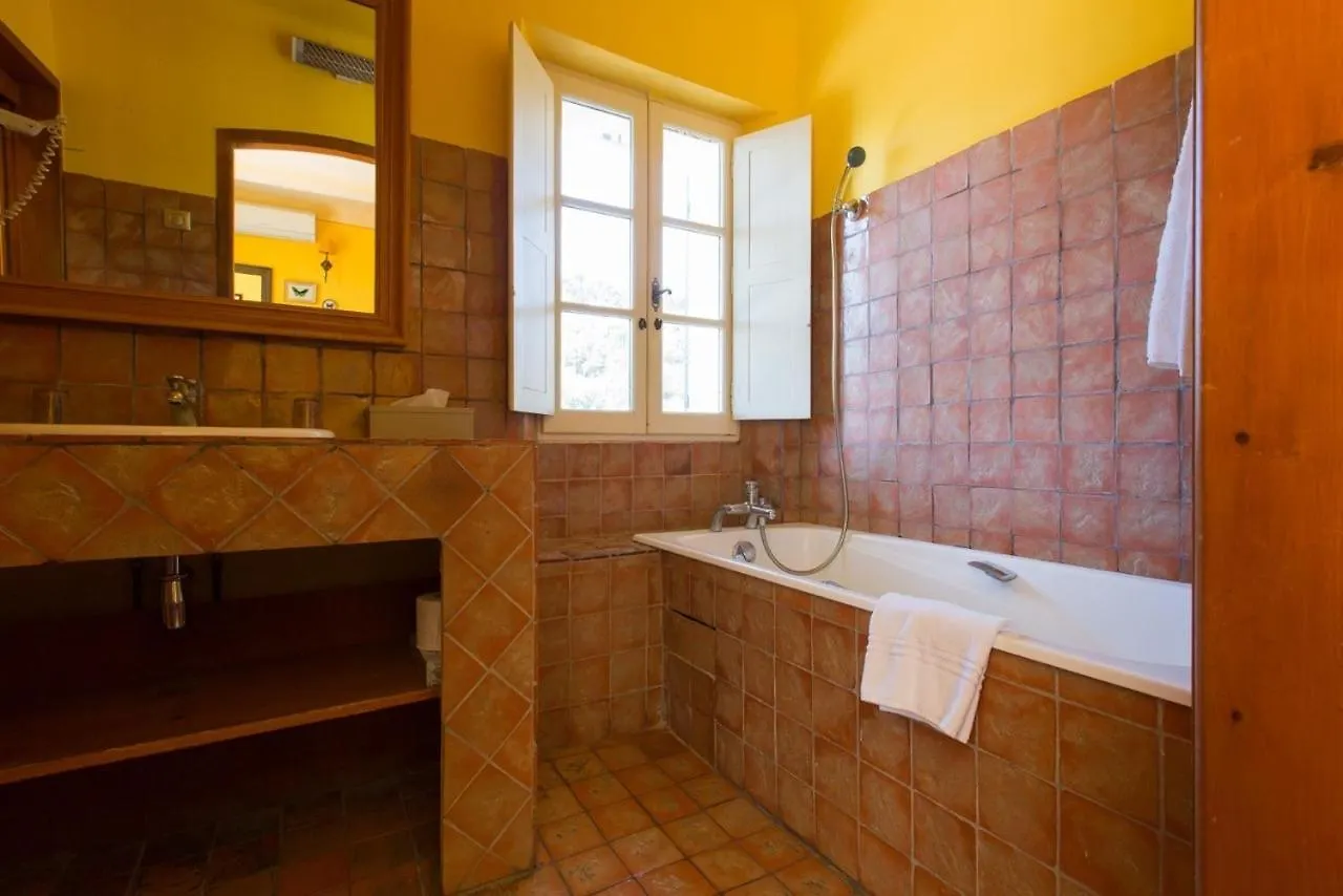 Le Jardin D'Emile Hotel Cassis 3*,